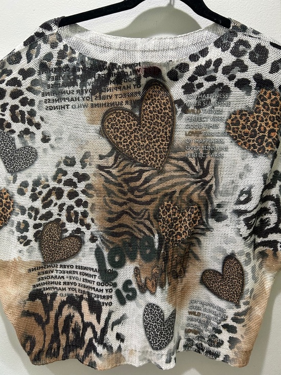 Yolly Tops - Yolly Italy Graphic Animal Print Heart Knit Top